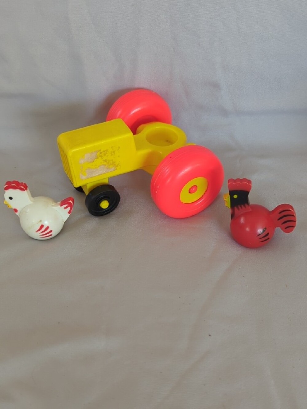 Vintage 1967 Fisher-Price Little People Family Farm Playset with Figures - Picture 11 of 13